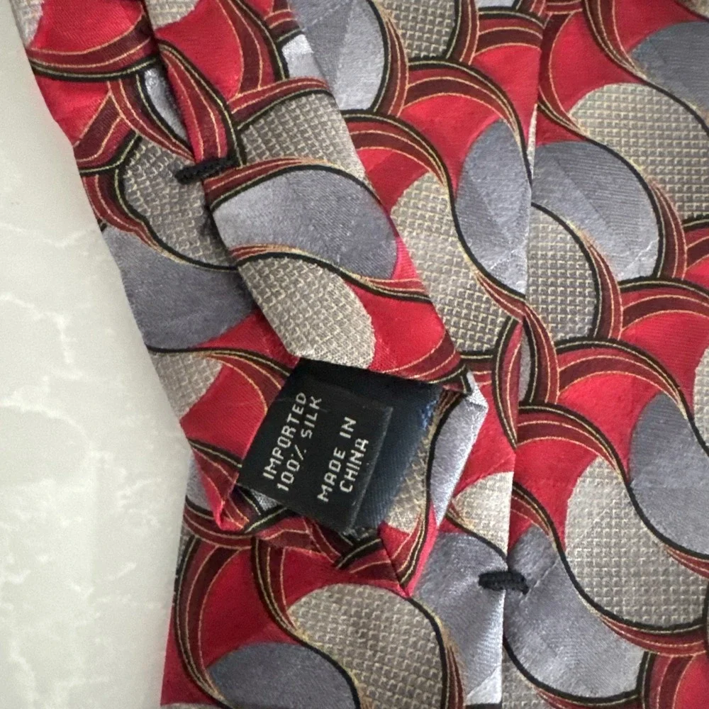 Jos. A. Bank  Silk‎ Geometric Tie Red Gray